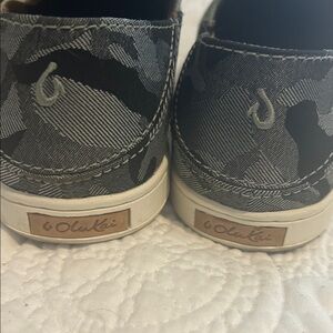 OluKai Women’s Sneakers - Black and Gray Camo
